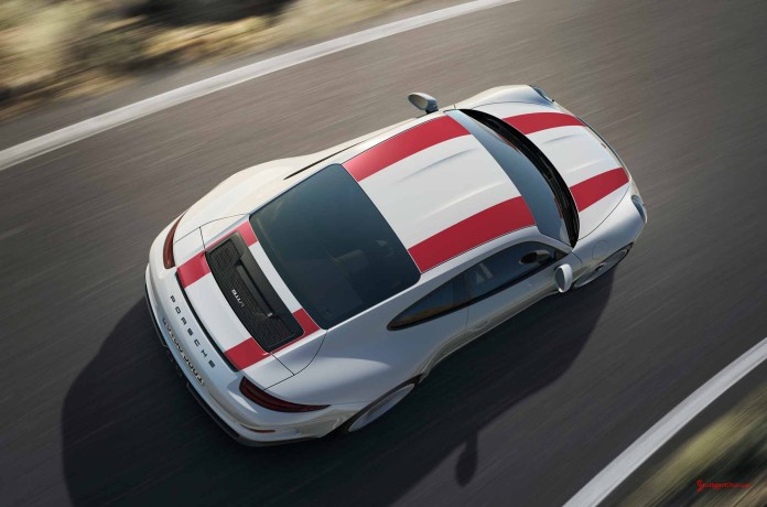 2016 911 R, overhead view. Credit: Porsche AG Porsche 911 R wolf in sheep's clothing: New 2016 Porsche 911 R: 2016 911 R, overhead view. Credit: Porsche AG